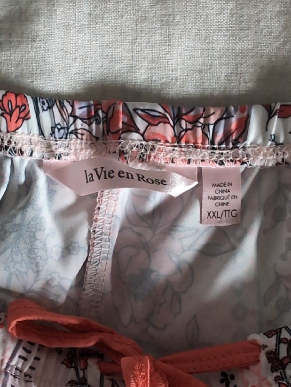 La Vie En Rose Pink and Cream Floral Stripe Pajama Set - Picture 6 of 9